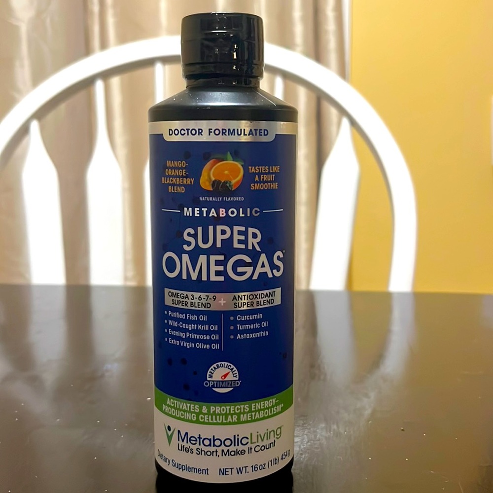 Metabolic super omegas